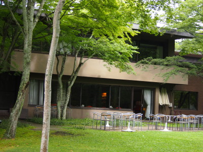 シンプルに美が宿る「ホテル鹿島ノ森」の庭 石正園/平井孝幸